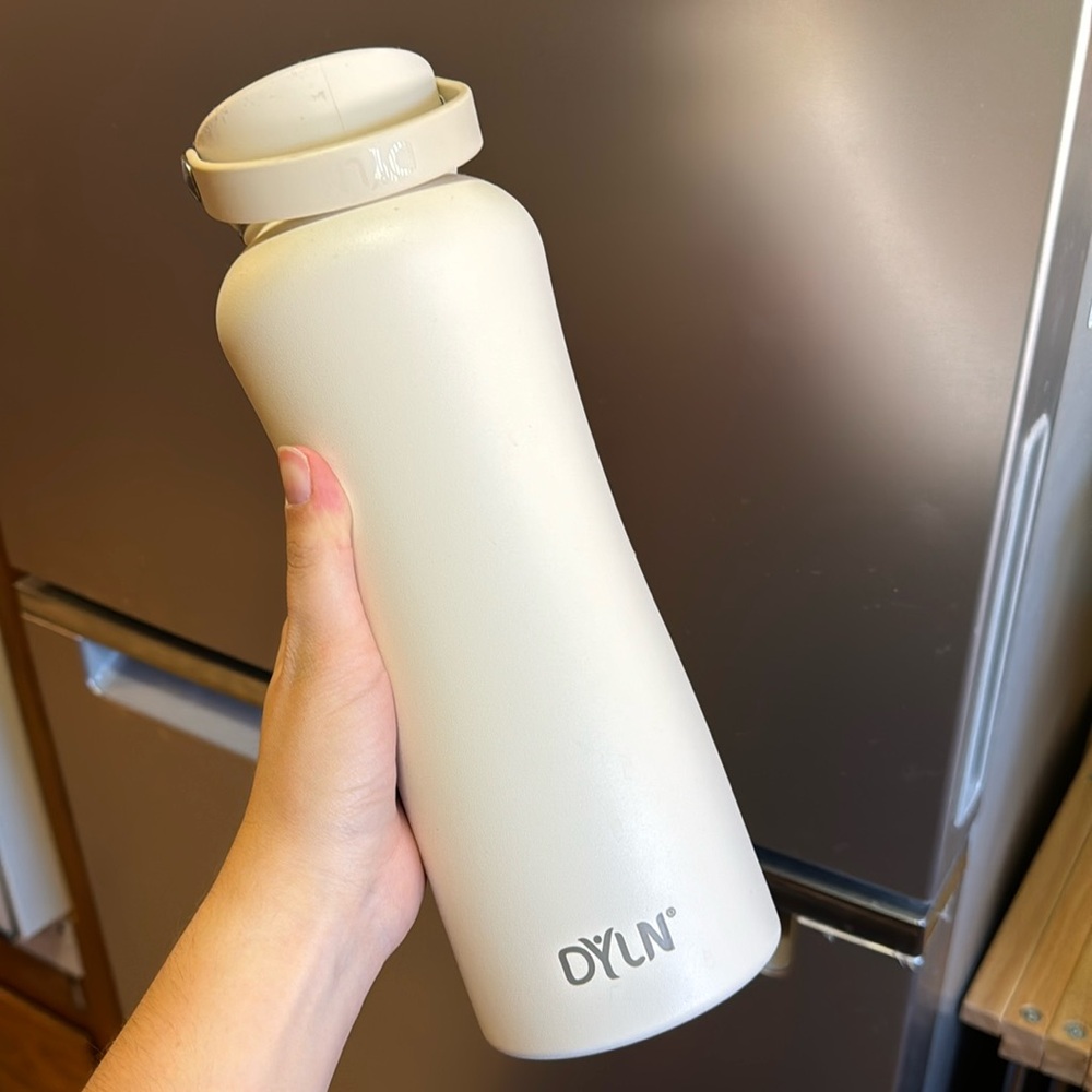 Water bottle